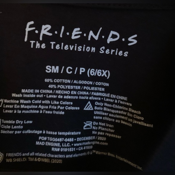 Friends T-shirt - Picture 2 of 2